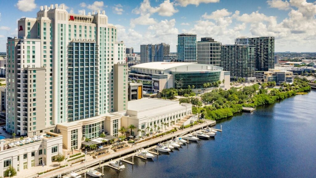 Tampa Marriott Waterside by Nichols Architects